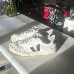 Veja White and Black Casual Sneakers
